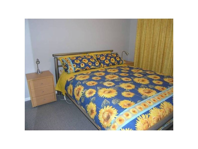 9 Hawthorn Lane, Bright VIC 3741