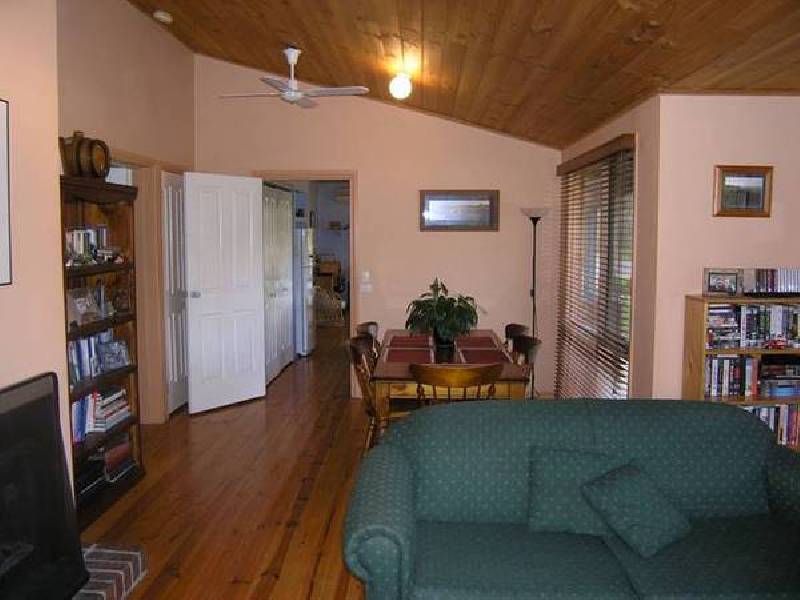 Toorak Rd, Bright VIC 3741