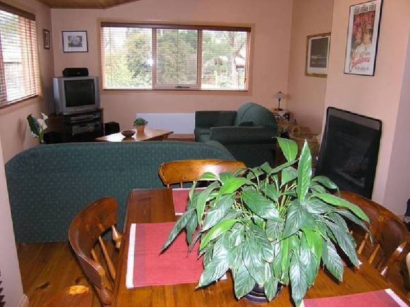 Toorak Rd, Bright VIC 3741