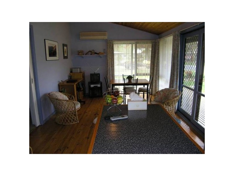 Toorak Rd, Bright VIC 3741