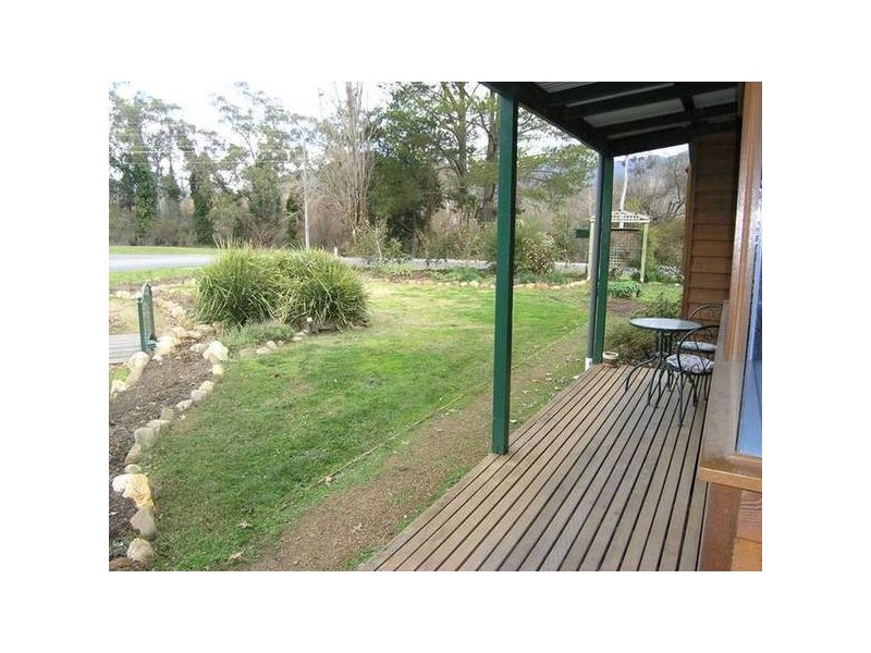 Toorak Rd, Bright VIC 3741