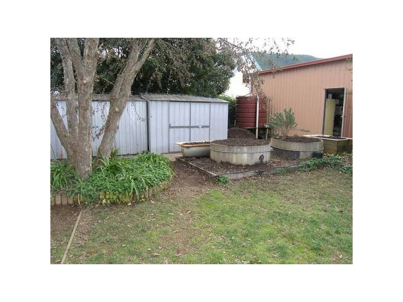 Toorak Rd, Bright VIC 3741