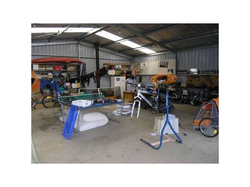 Toorak Rd, Bright VIC 3741