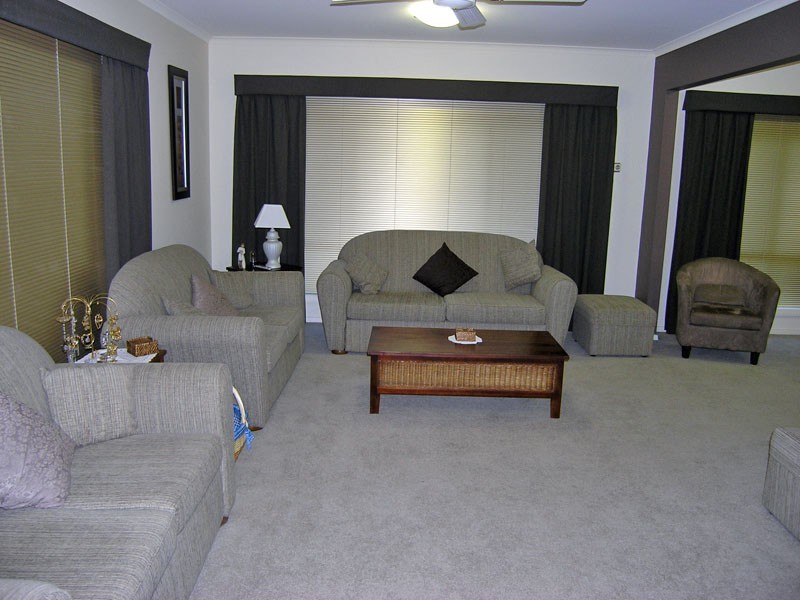 3 Claret Court, Bright VIC 3741