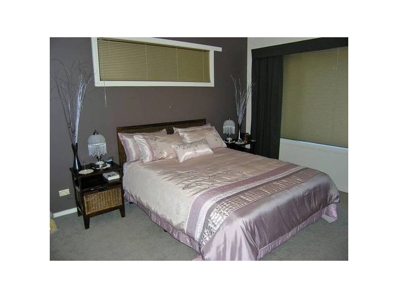 3 Claret Court, Bright VIC 3741