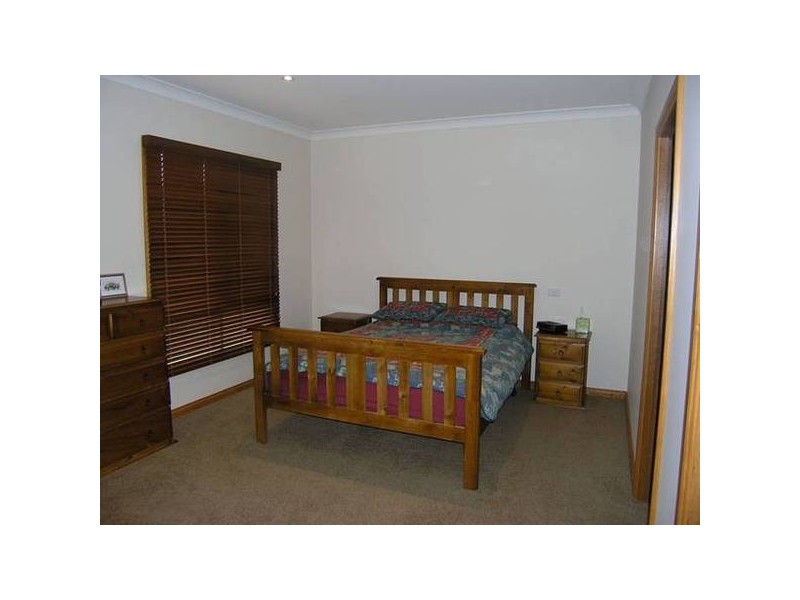 7 Blackwood Bowl, Bright VIC 3741