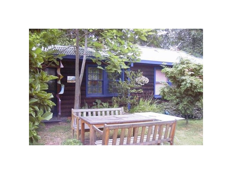 5 Brooks Street, Bright VIC 3741