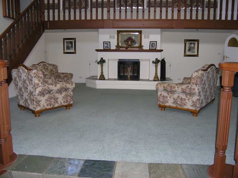 1B Barberry Court, Bright VIC 3741