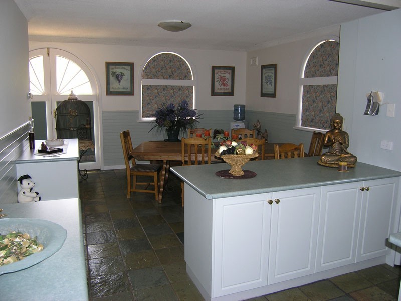 1B Barberry Court, Bright VIC 3741