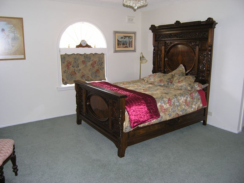 1B Barberry Court, Bright VIC 3741