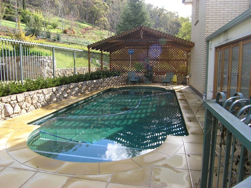 1B Barberry Court, Bright VIC 3741