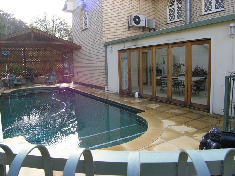 1B Barberry Court, Bright VIC 3741