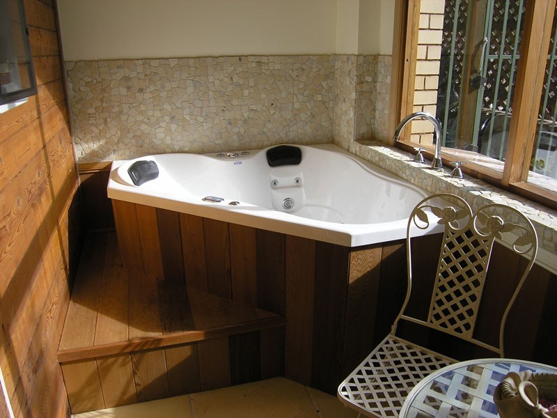 1B Barberry Court, Bright VIC 3741