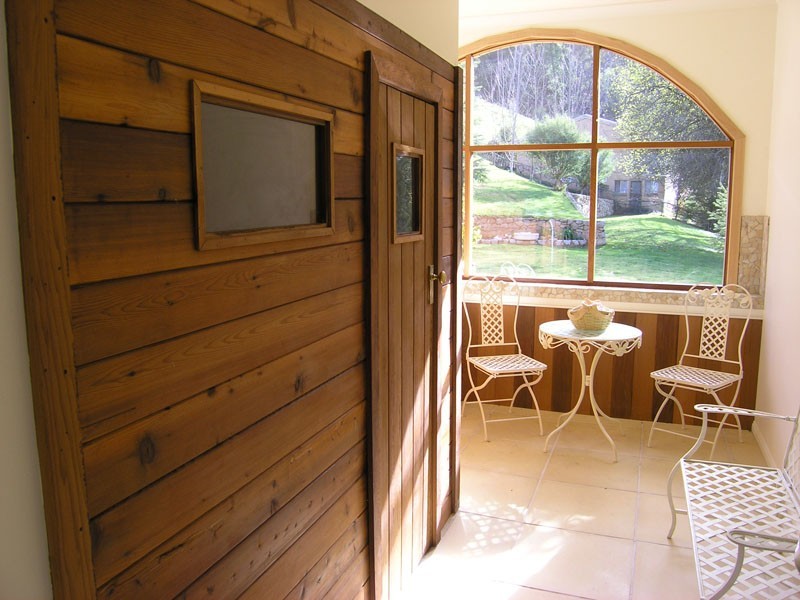 1B Barberry Court, Bright VIC 3741