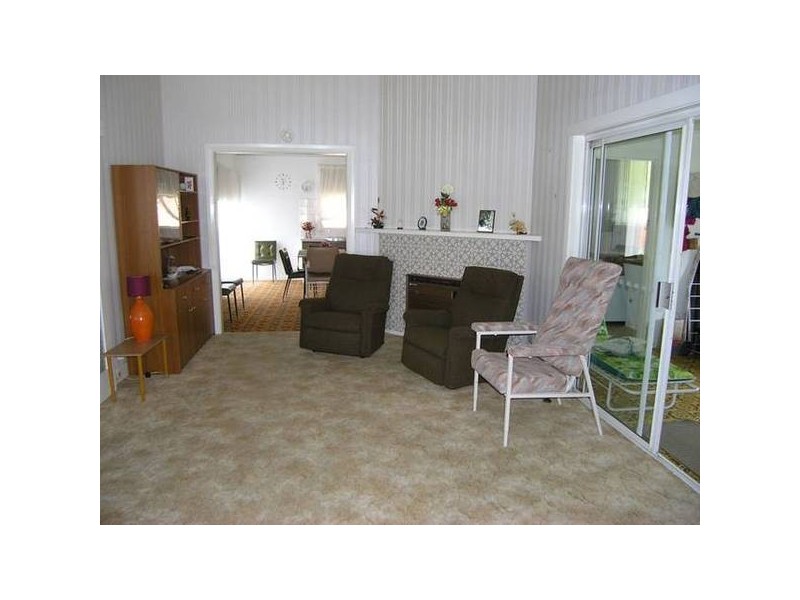 4 Anderson Street, Bright VIC 3741