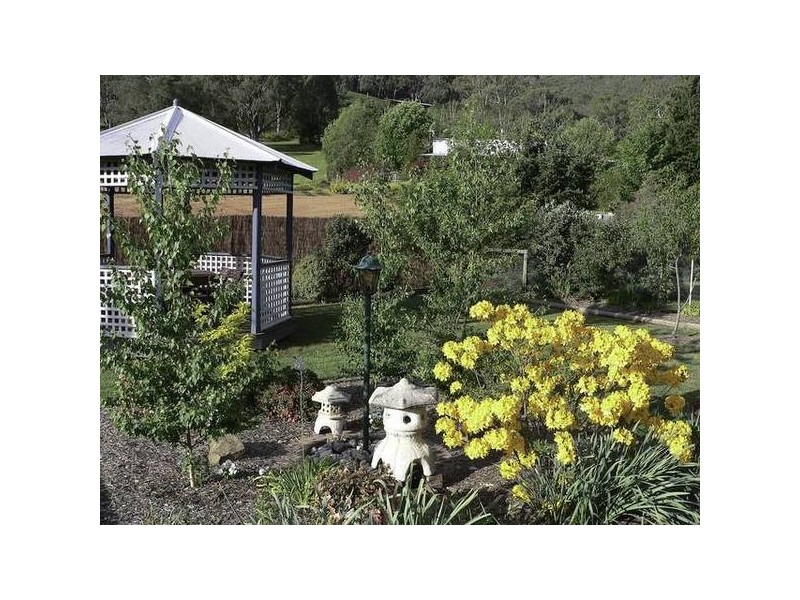 11 Lumley Drive, Bright VIC 3741