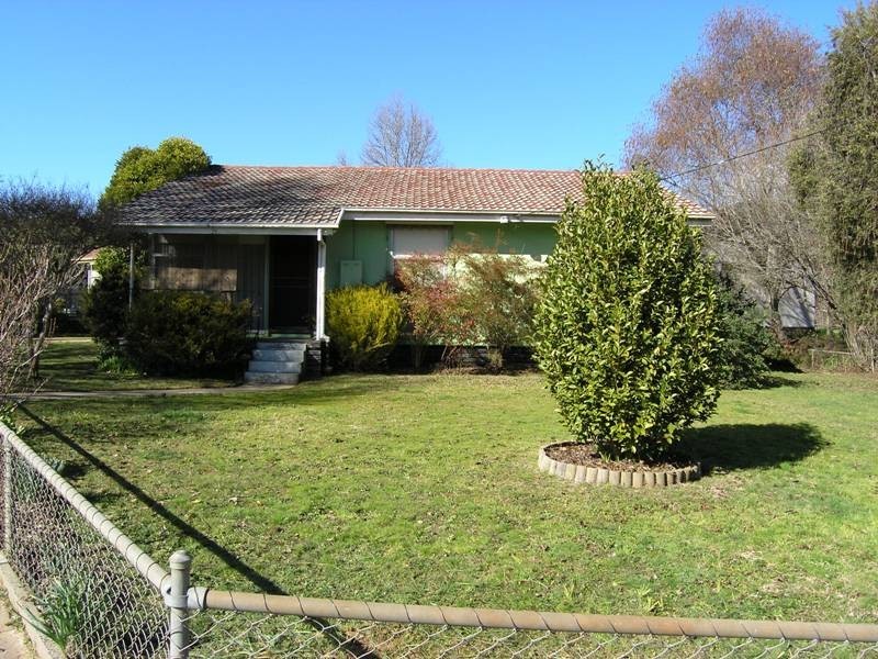 28 Delany Ave, Bright VIC 3741