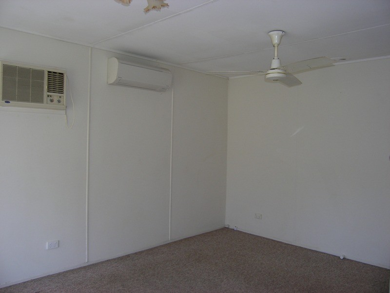 28 Delany Ave, Bright VIC 3741