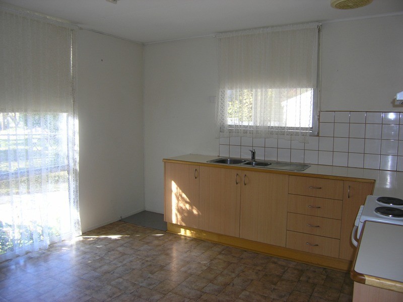 28 Delany Ave, Bright VIC 3741