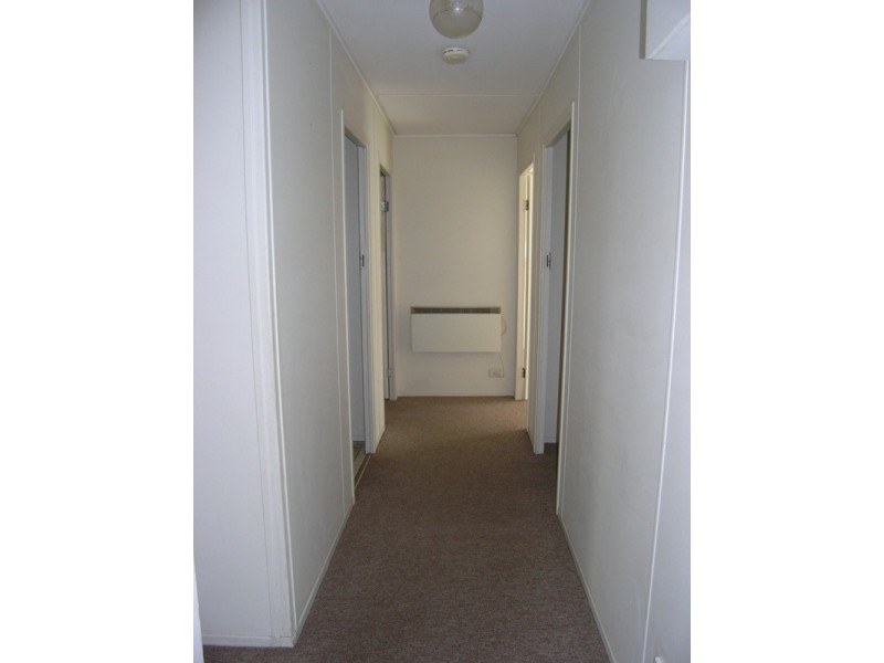 28 Delany Ave, Bright VIC 3741