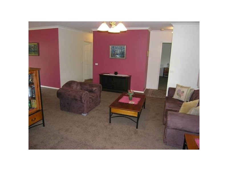 4/40-42 Gavan St, Bright VIC 3741