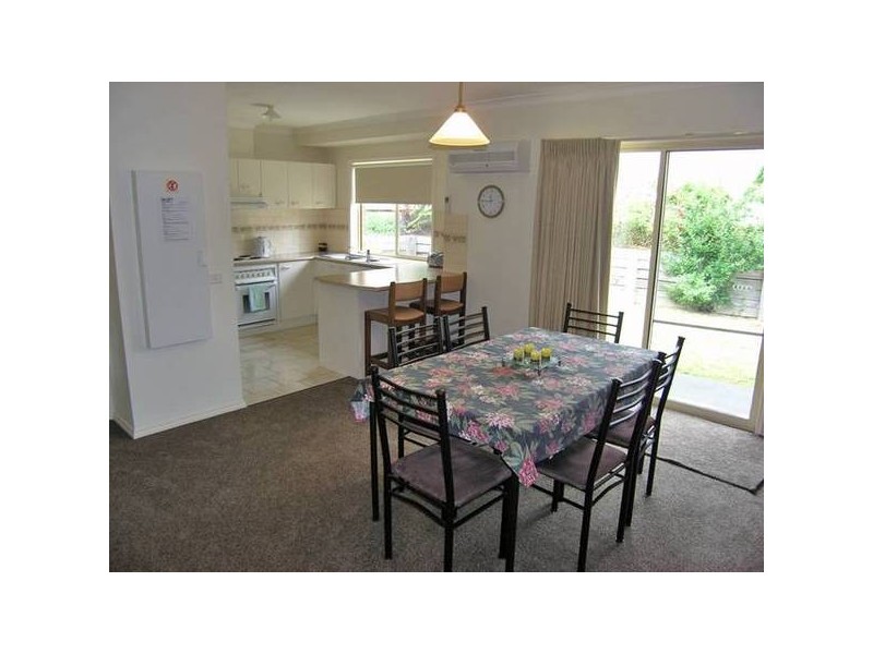 4/40-42 Gavan St, Bright VIC 3741