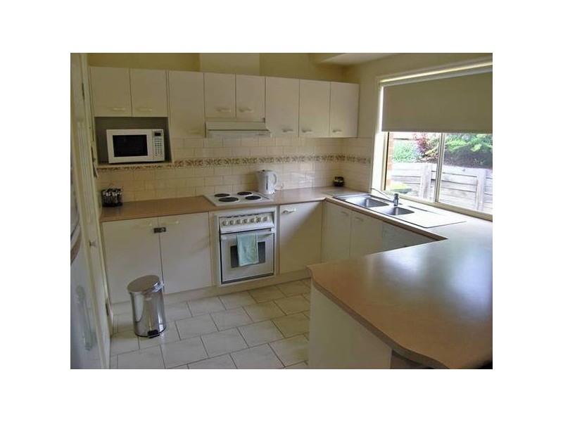 4/40-42 Gavan St, Bright VIC 3741