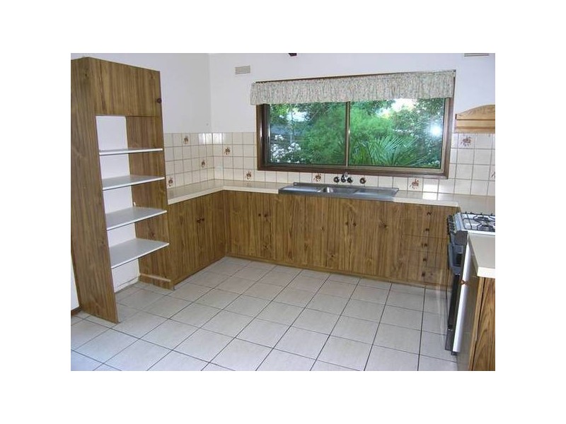 29 Bakers Gully Rd, Bright VIC 3741