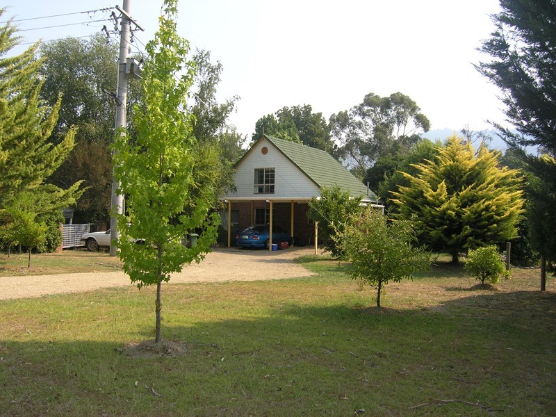 406 Back Porepunkah Rd, Bright VIC 3741