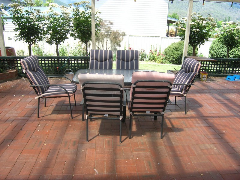 17 Mount Porepunkah Rd, Bright VIC 3741