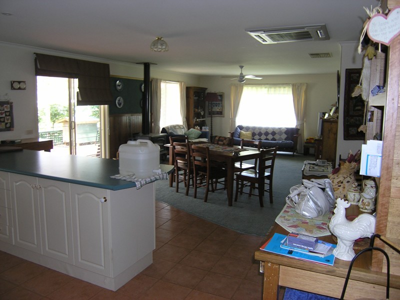 17 Mount Porepunkah Rd, Bright VIC 3741