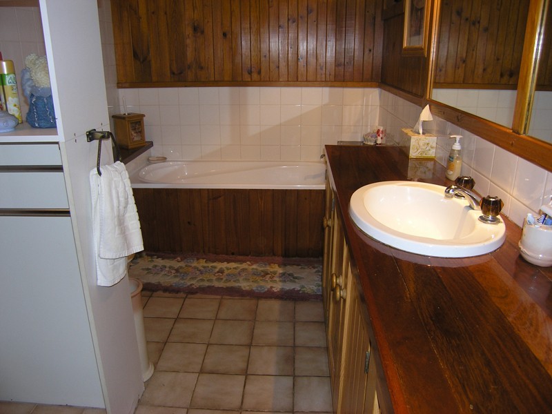 79 Williams Rd, Wandiligong VIC 3744