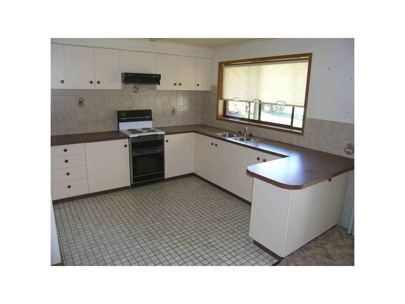 7275 Great Alpine Rd, Bright VIC 3741