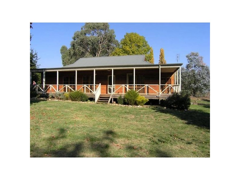 534 Morses Creek Rd, Wandiligong VIC 3744