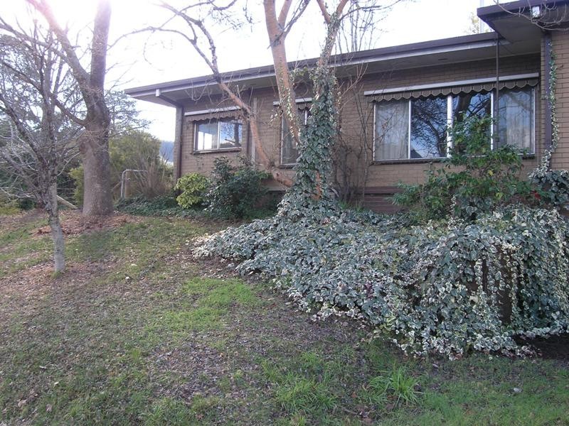 2/17 Mountbatten Ave, Bright VIC 3741