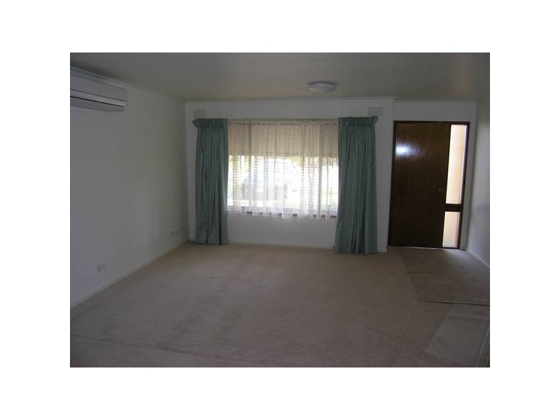 3/2 Station Street, Bright VIC 3741