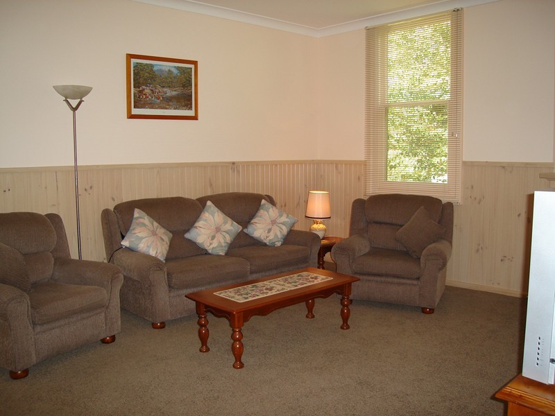 53 Gavan Street, Bright VIC 3741