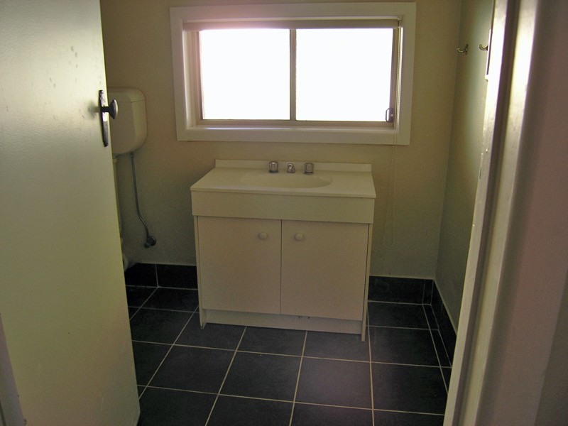 116 Delany Ave, Bright VIC 3741