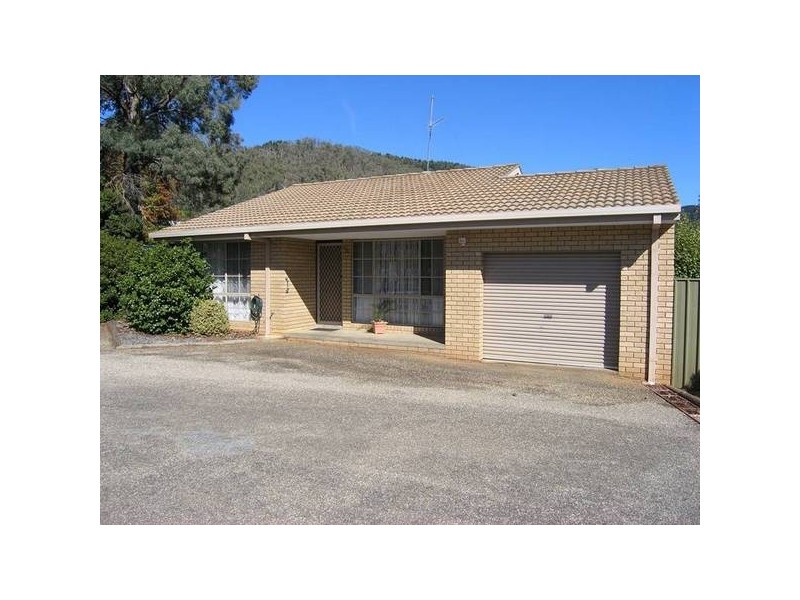 9/3-5 Church Street, Bright VIC 3741