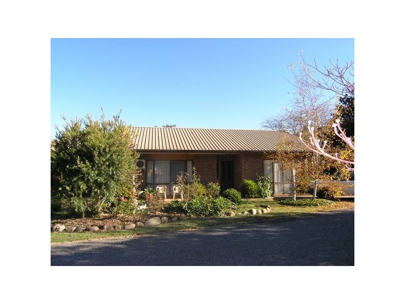 9/56 Mountbatten
Ave, Bright VIC 3741