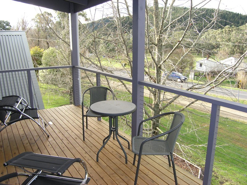 24 Gavan St, Bright VIC 3741