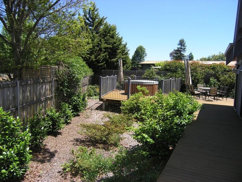 24 Gavan St, Bright VIC 3741