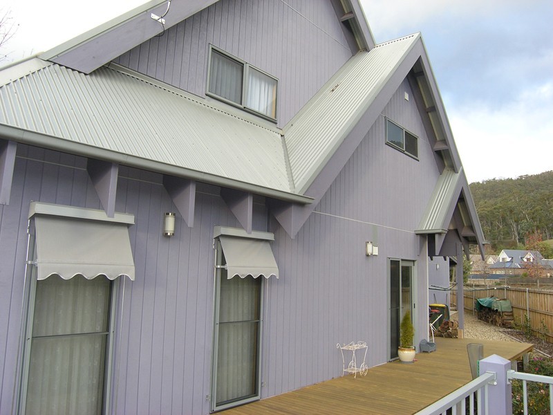 24 Gavan St, Bright VIC 3741