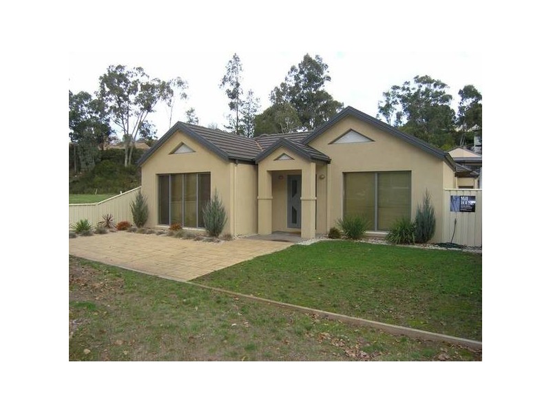 14 Mill Road, Bright VIC 3741