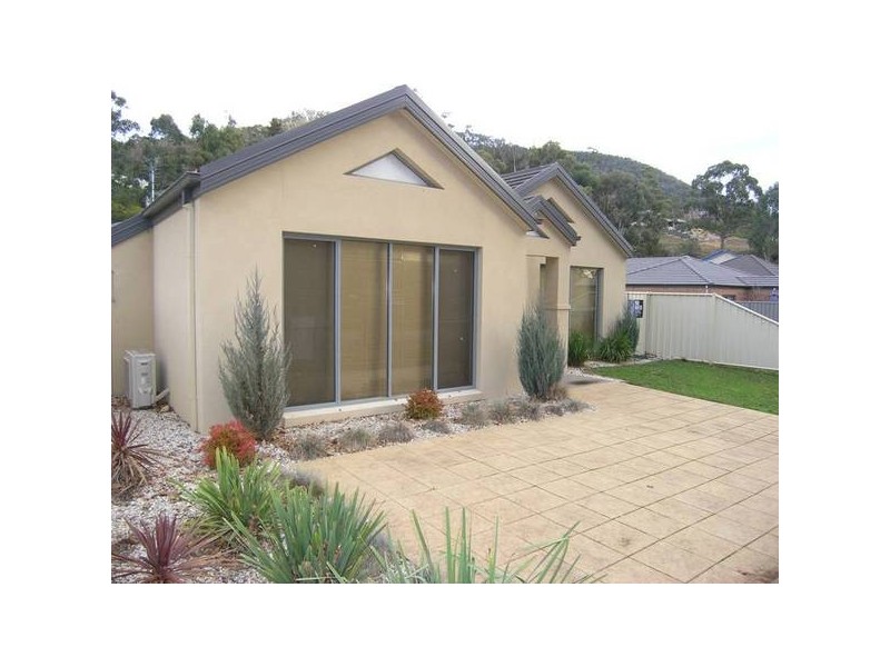 14 Mill Road, Bright VIC 3741