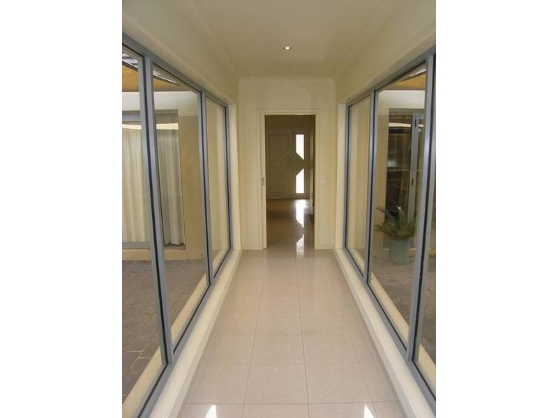 14 Mill Road, Bright VIC 3741