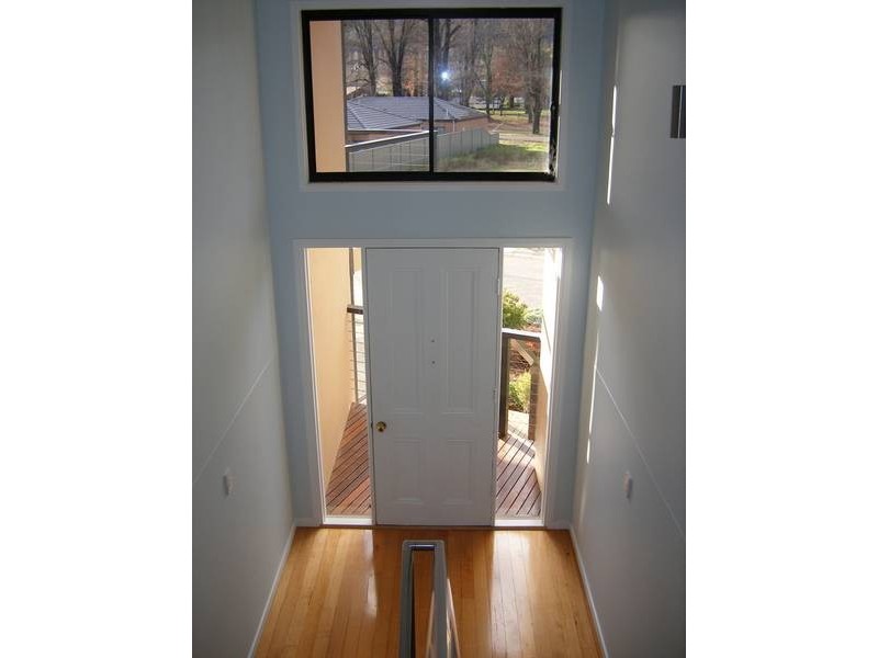 9 Kilfinan Crescent, Bright VIC 3741