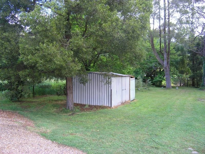 14 Williams Rd, Wandiligong VIC 3744