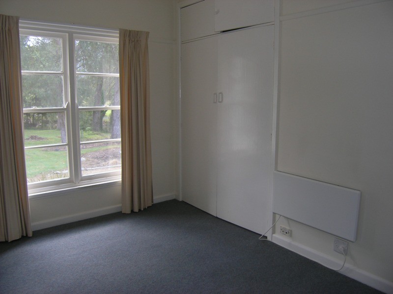 14 Williams Rd, Wandiligong VIC 3744