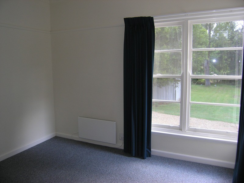 14 Williams Rd, Wandiligong VIC 3744